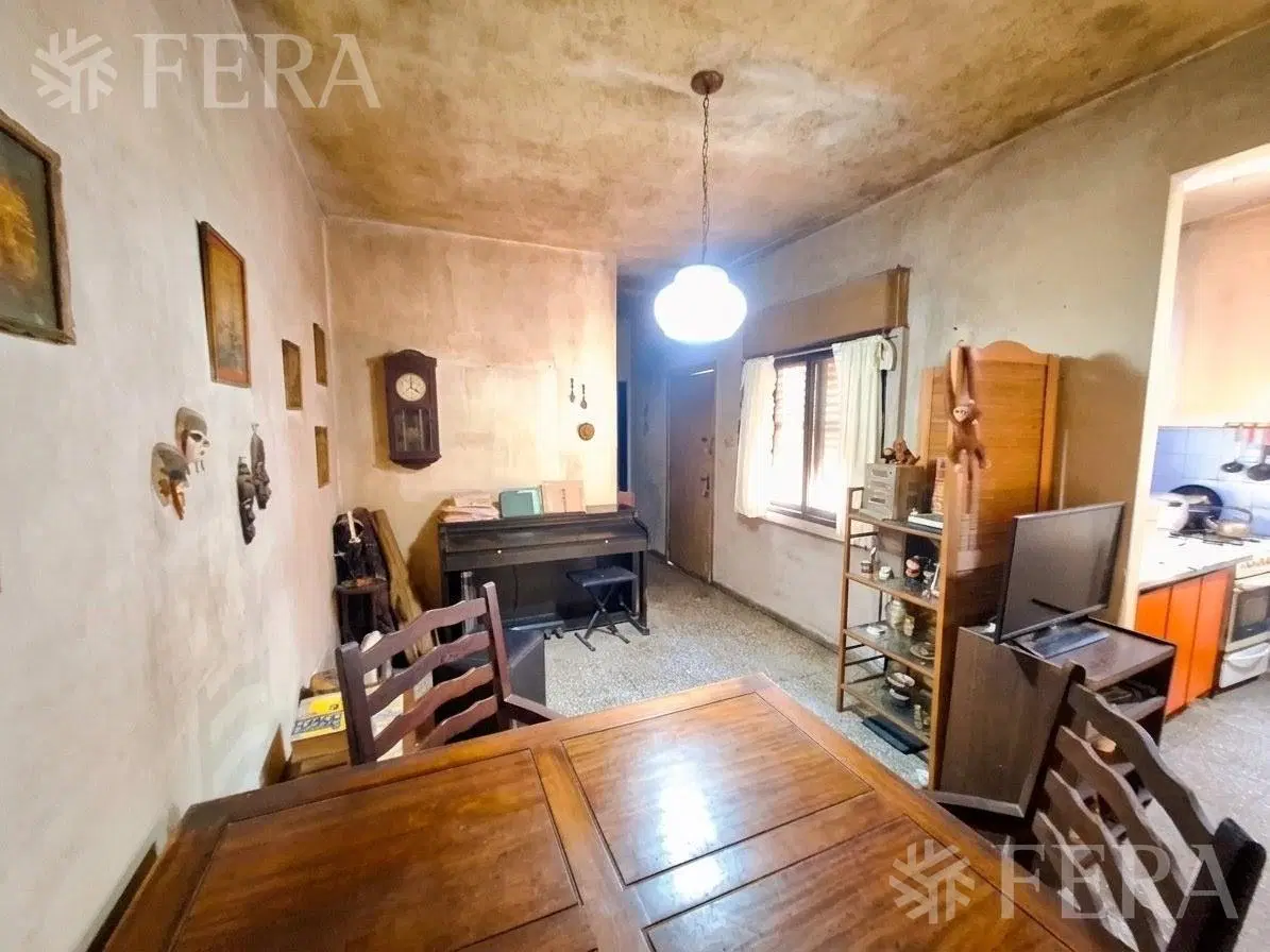 Venta PH 3 ambientes con patio en Bernal 2