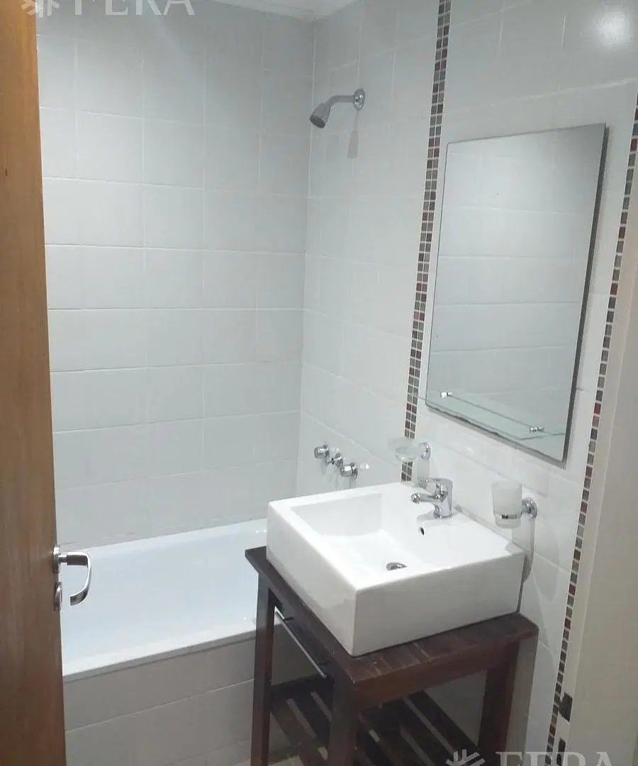Alquiler de Departamento 2 ambientes con balcón en Wilde 4