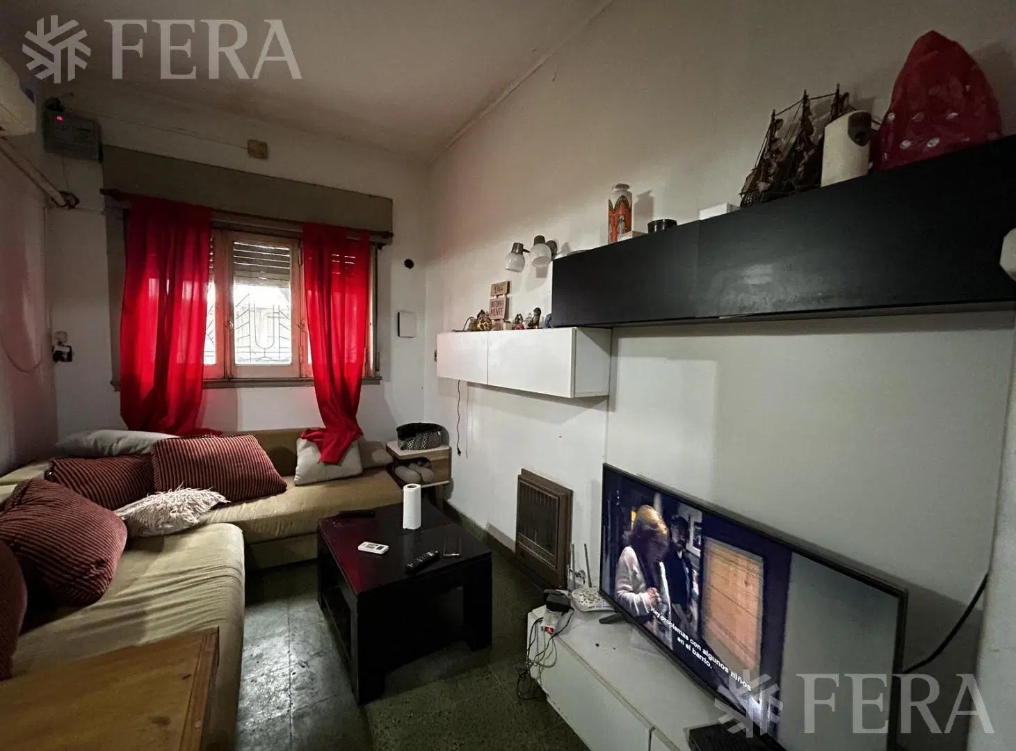 Venta Casa 4 ambientes con cochera y patio en Wilde 2
