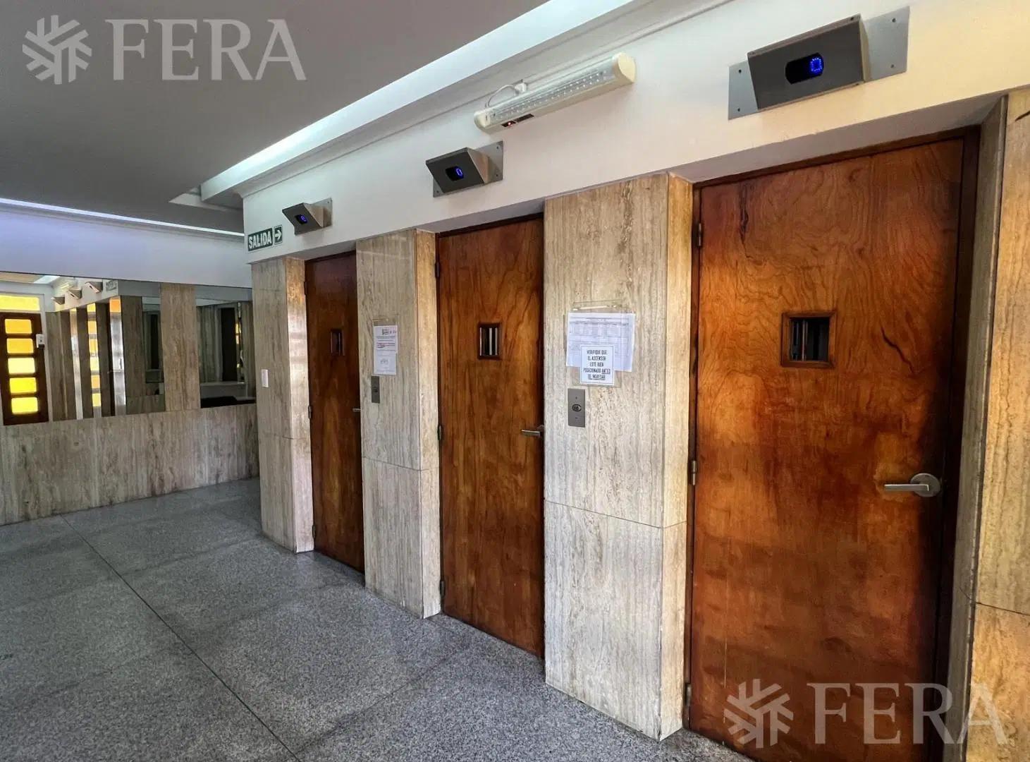 Venta departamento 2 ambientes con balcón en Wilde 5