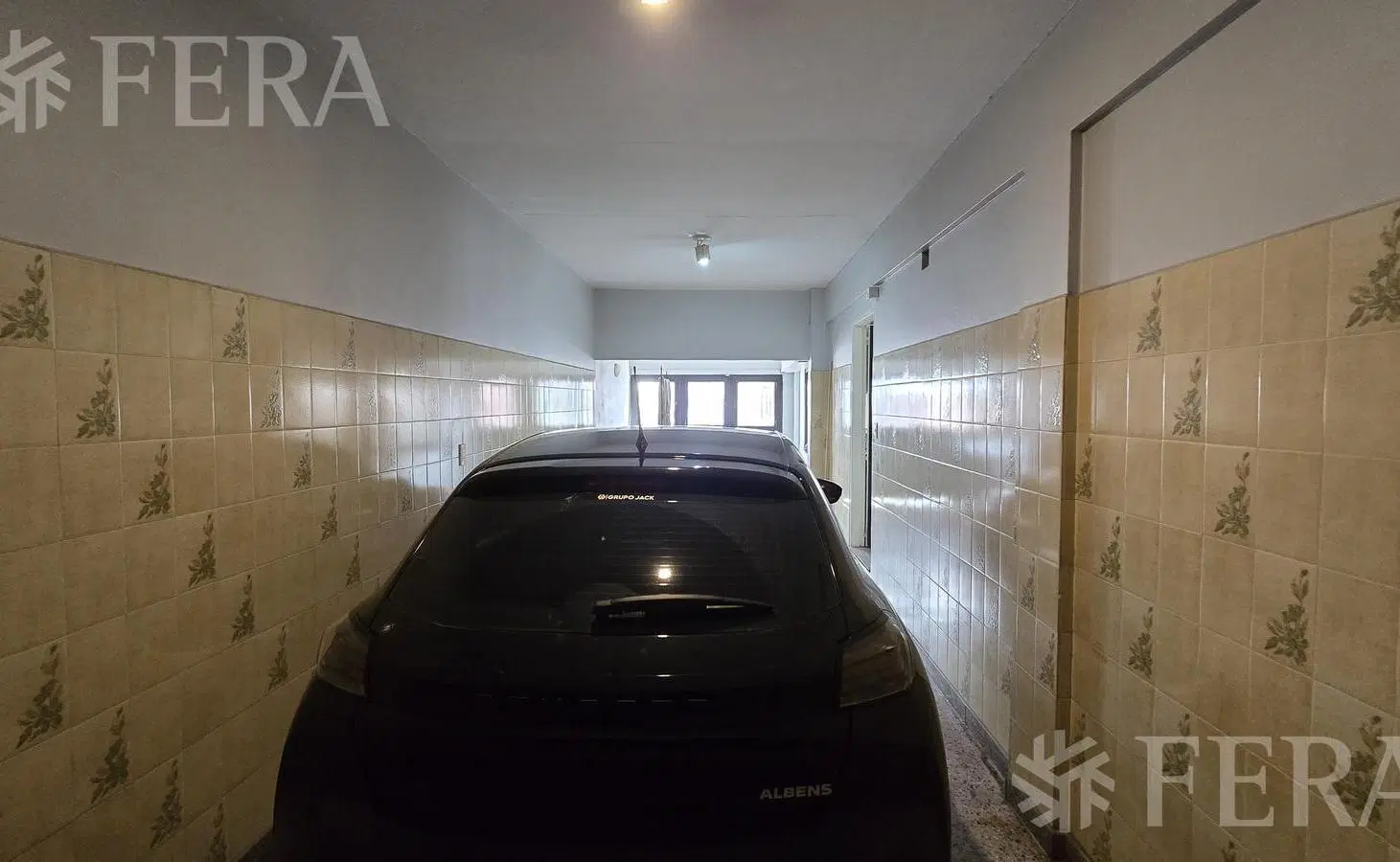 Venta casa 5 ambientes con cochera en Bernal Oeste 4