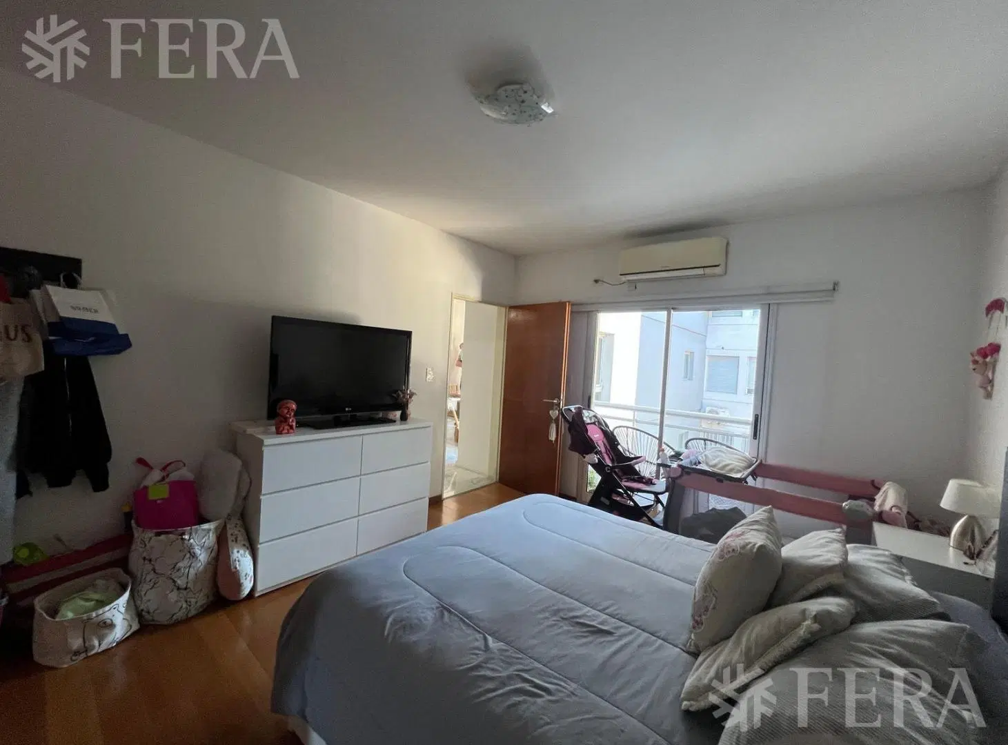 Venta departamento 2 ambientes con balcón en Wilde 2