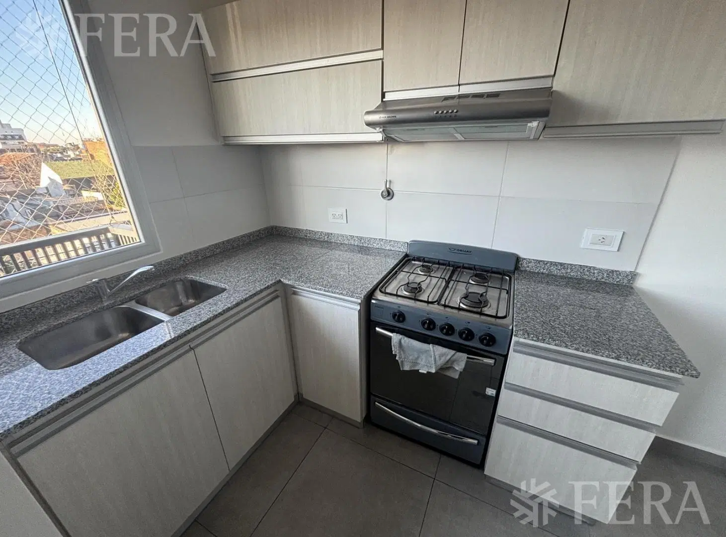 Alquiler Departamento 2 ambientes con balcón en Wilde 8