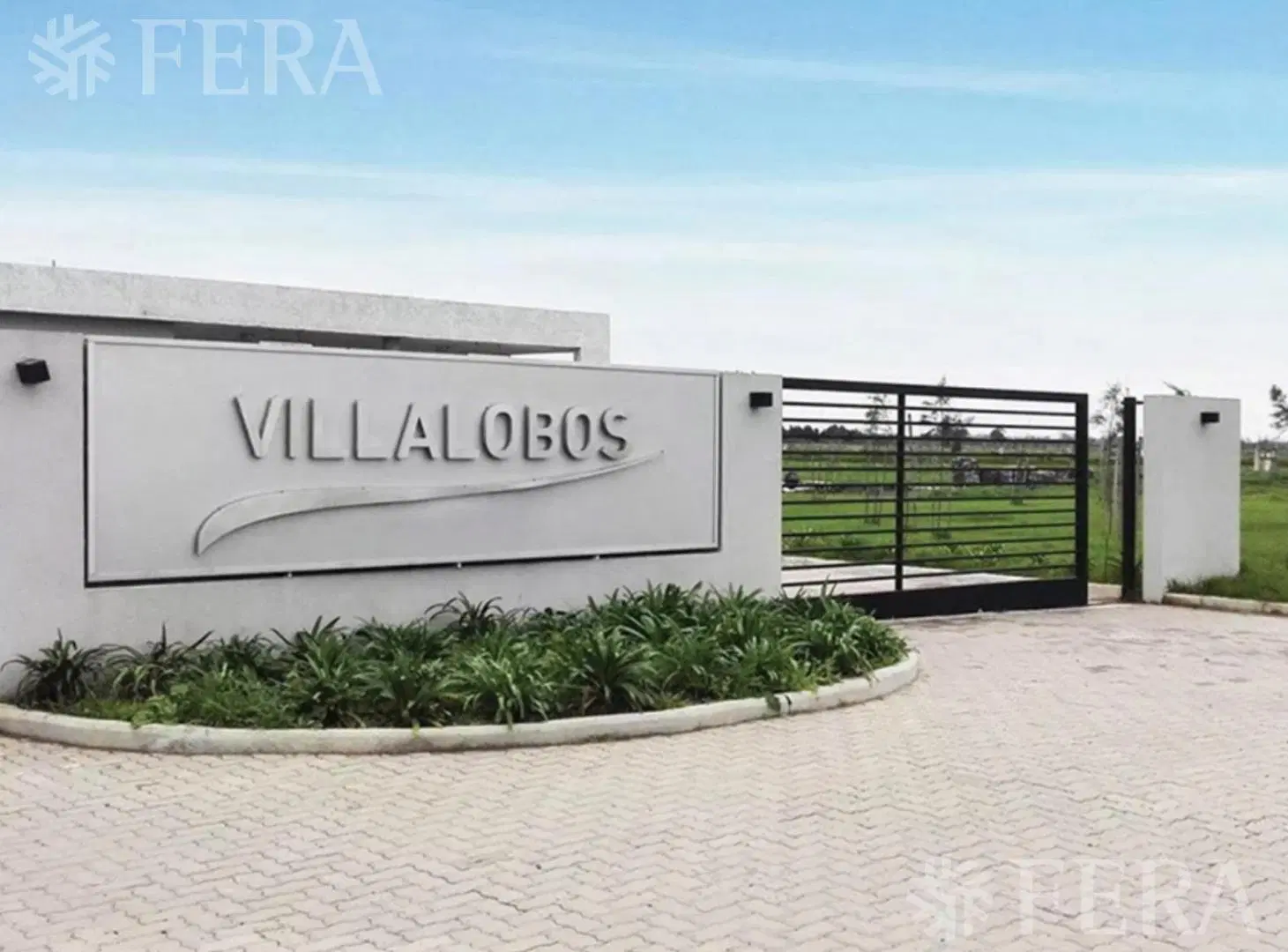 Venta de lote de 901 m2 en Barrio Villalobos 1