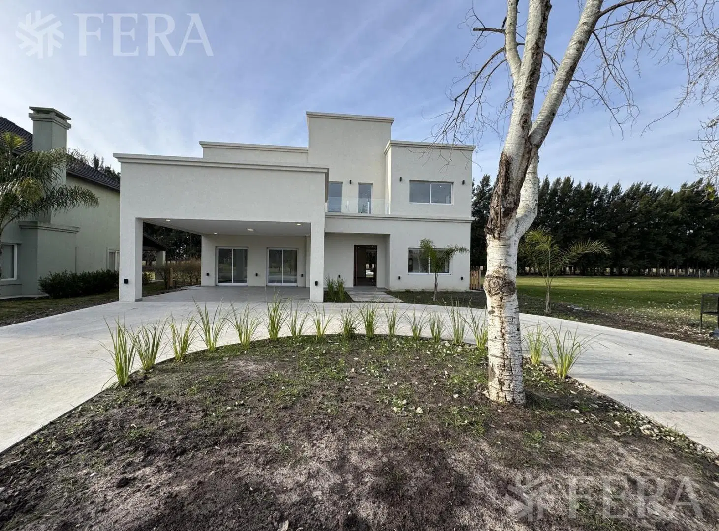 Venta Casa 6 ambientes con piscina en Haras Del Sur II-La plata 5