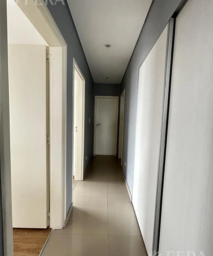 Venta departamento 4 ambientes con dos cocheras en Bernal 4