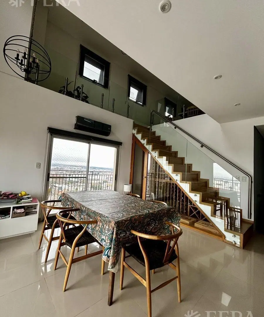 Venta departamento 4 ambientes con dos cocheras en Bernal 8
