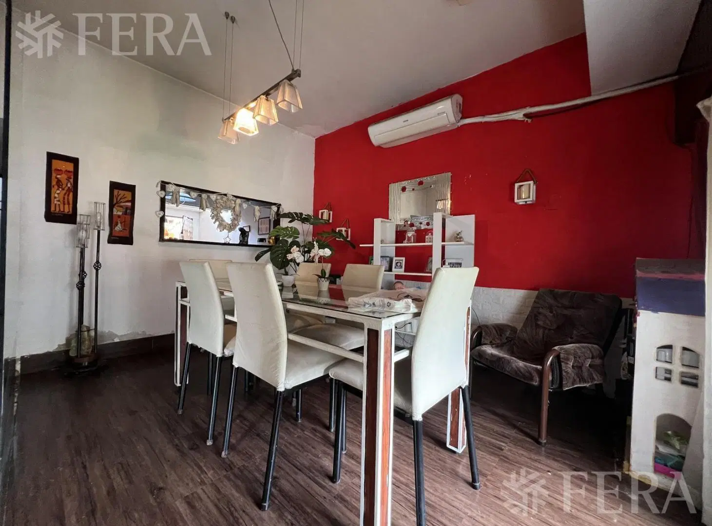 Venta casa 3 ambientes con jardín en Wilde 2