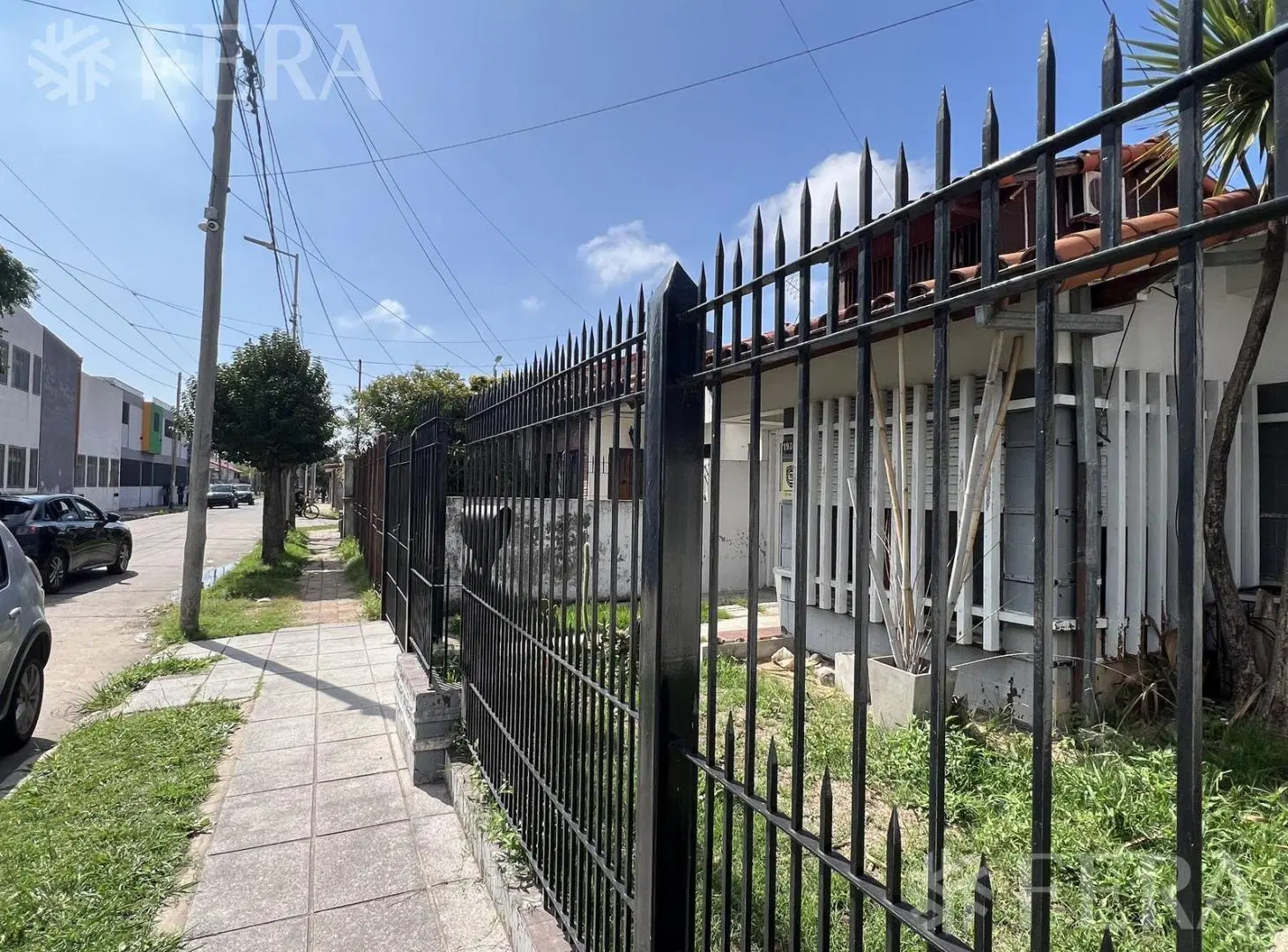 Venta casa 3 ambientes con jardín en Wilde 4