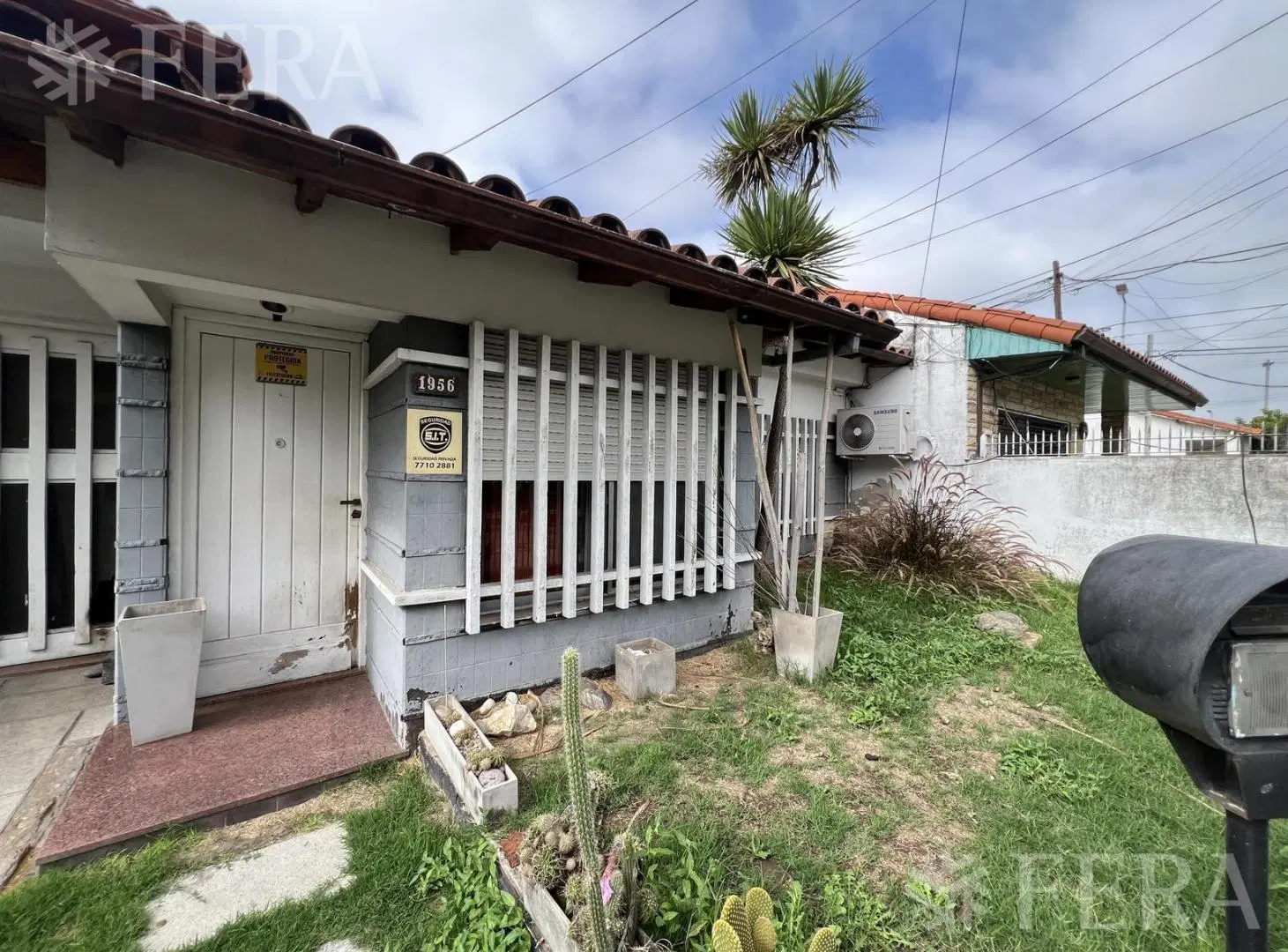 Venta casa 3 ambientes con jardín en Wilde 1