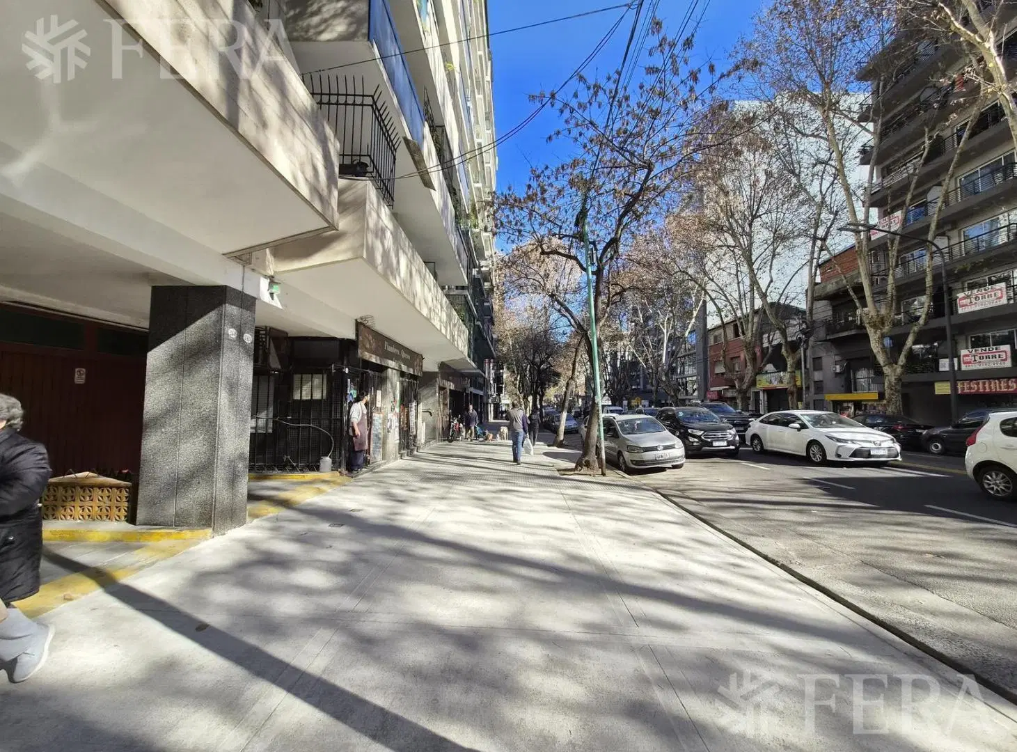 Venta departamento 3 ambientes con balcón y cochera en Parque Patricios 5
