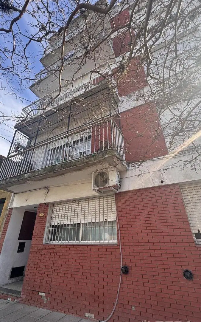 Venta departamento 2 ambientes en Wilde 2