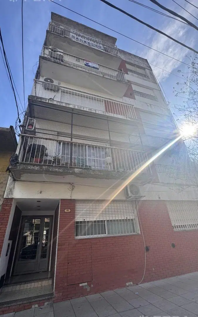 Venta departamento 2 ambientes en Wilde 4