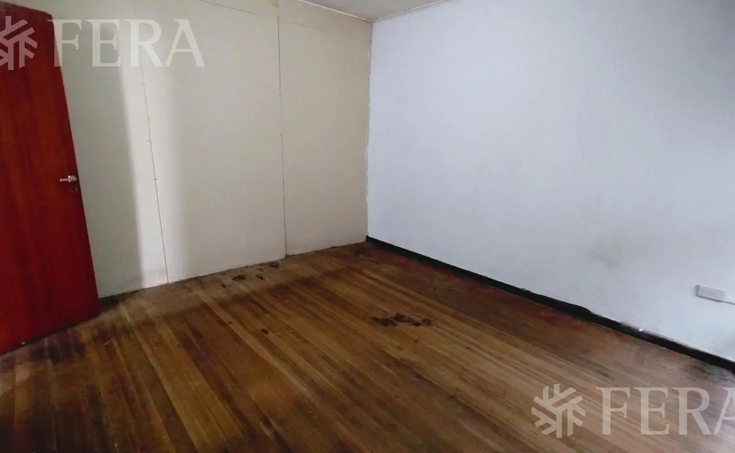 Venta casa 3 ambientes con cochera en Sarandi 3