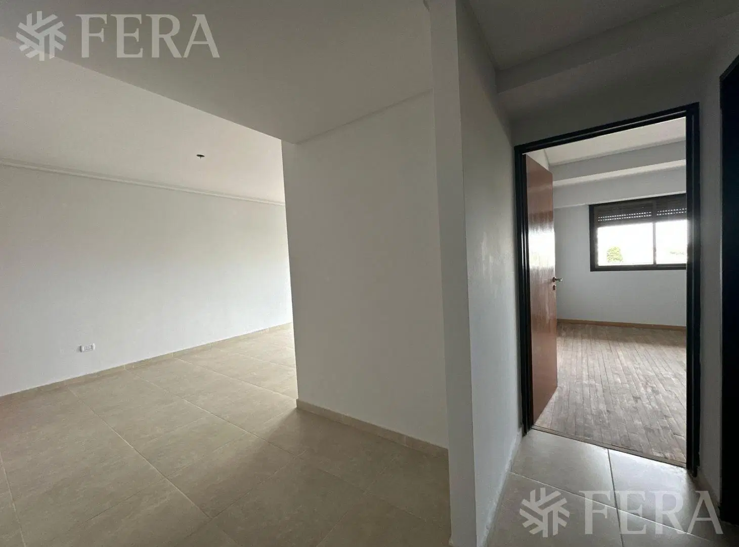 Venta de departamento 2 ambientes con balcón en Wilde 2