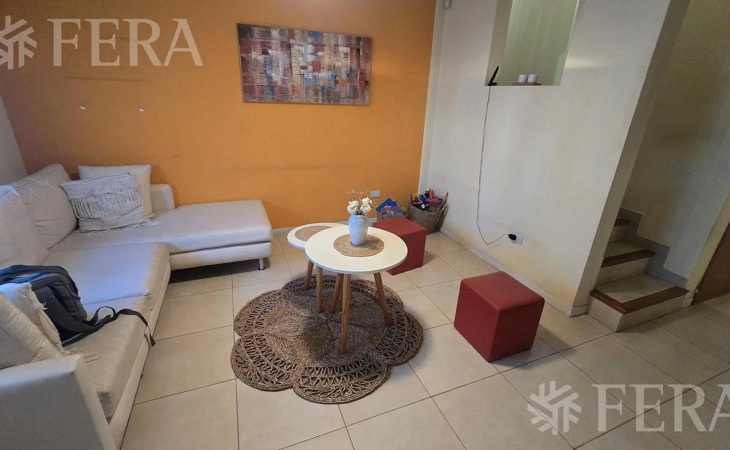 Venta casa 3 ambientes con cochera y piscina en Temperley 3