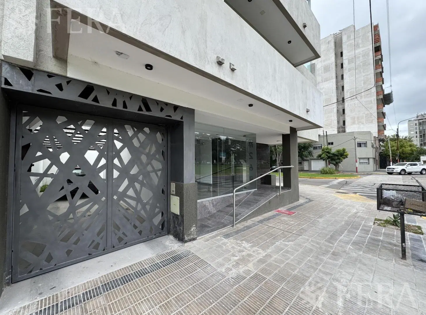 Venta de Departamento 3 ambientes con cochera y balcón en La Plata 3