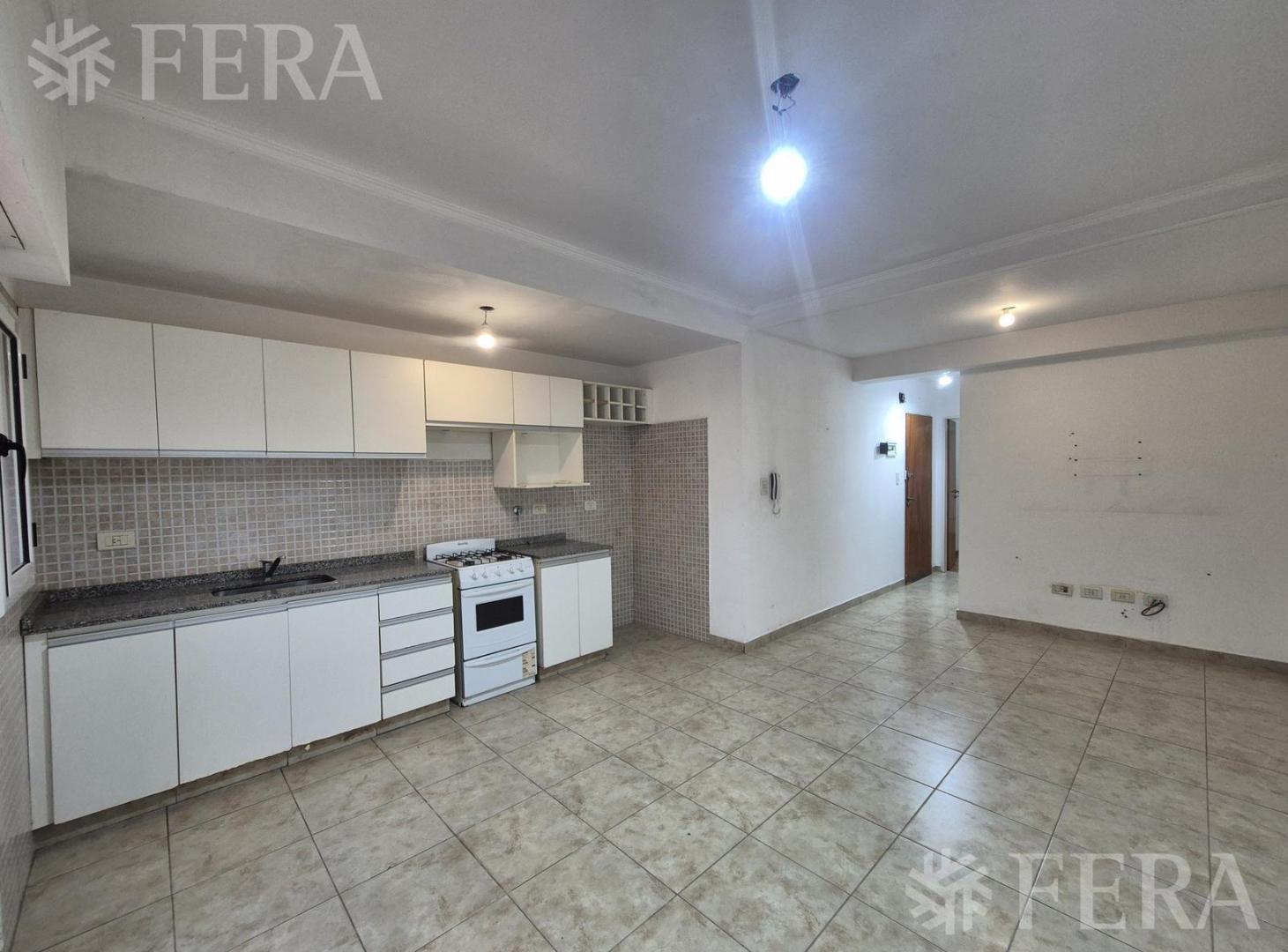 Venta Departamento 2 ambientes con patio en Villa Dominico