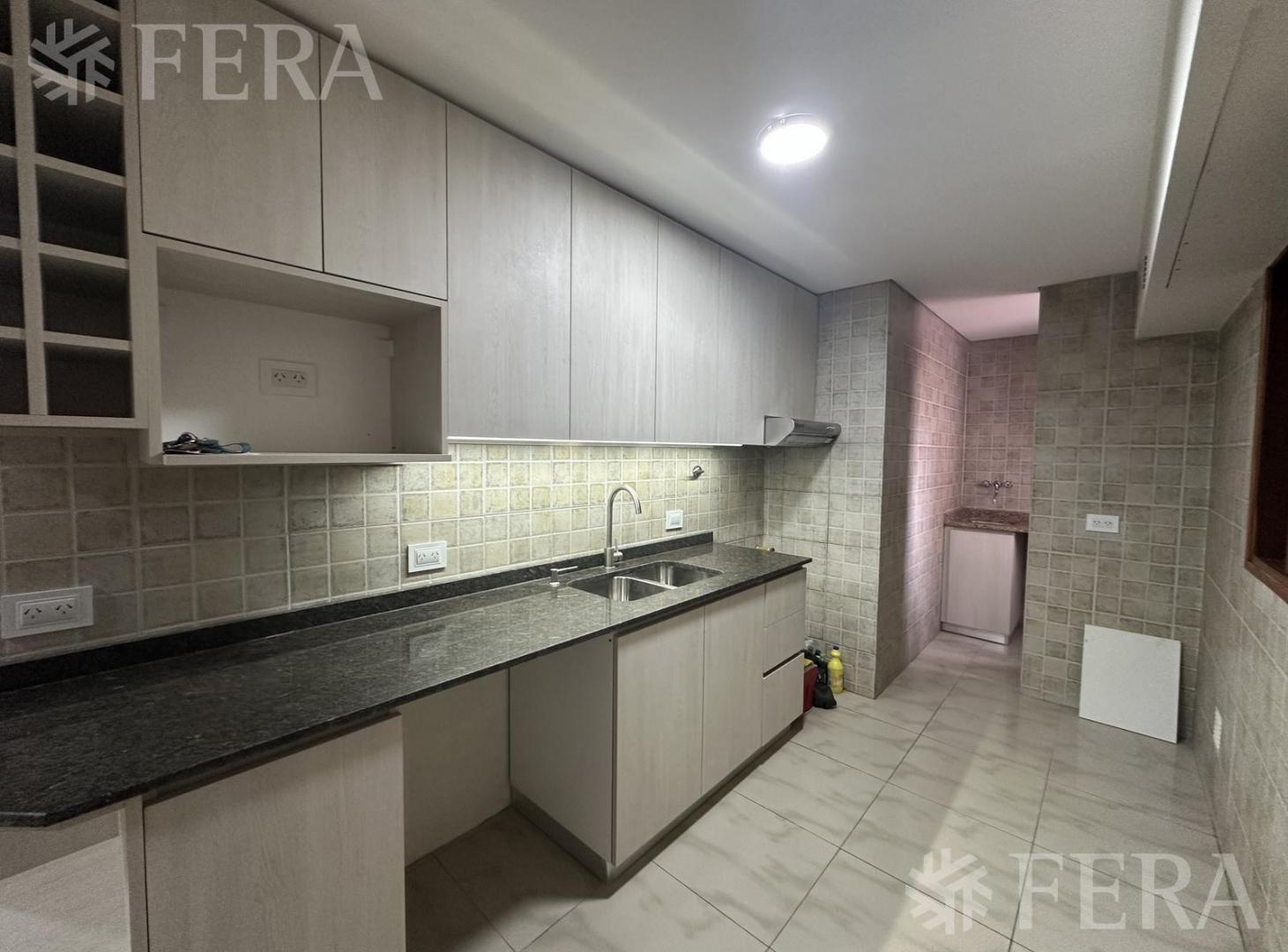 Foto de Venta departamento de 3 ambientes con balcón en Wilde, imagen 1