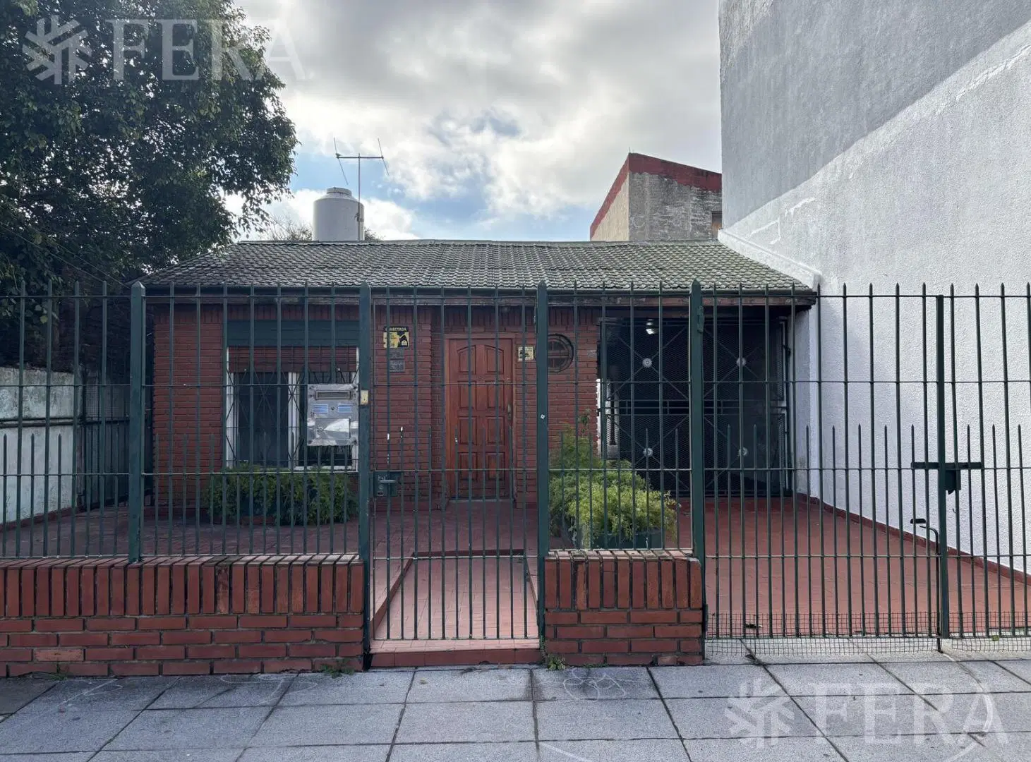 Alquiler Casa 3 ambientes con patio en Wilde 3