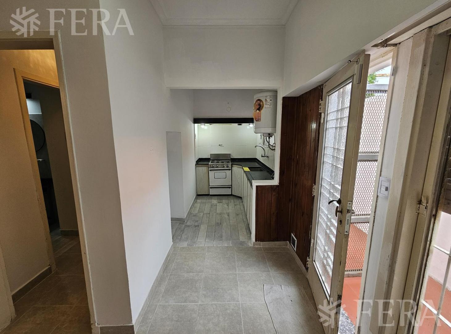 Foto de Venta de PH 4 ambientes con cochera en Wilde, imagen 4
