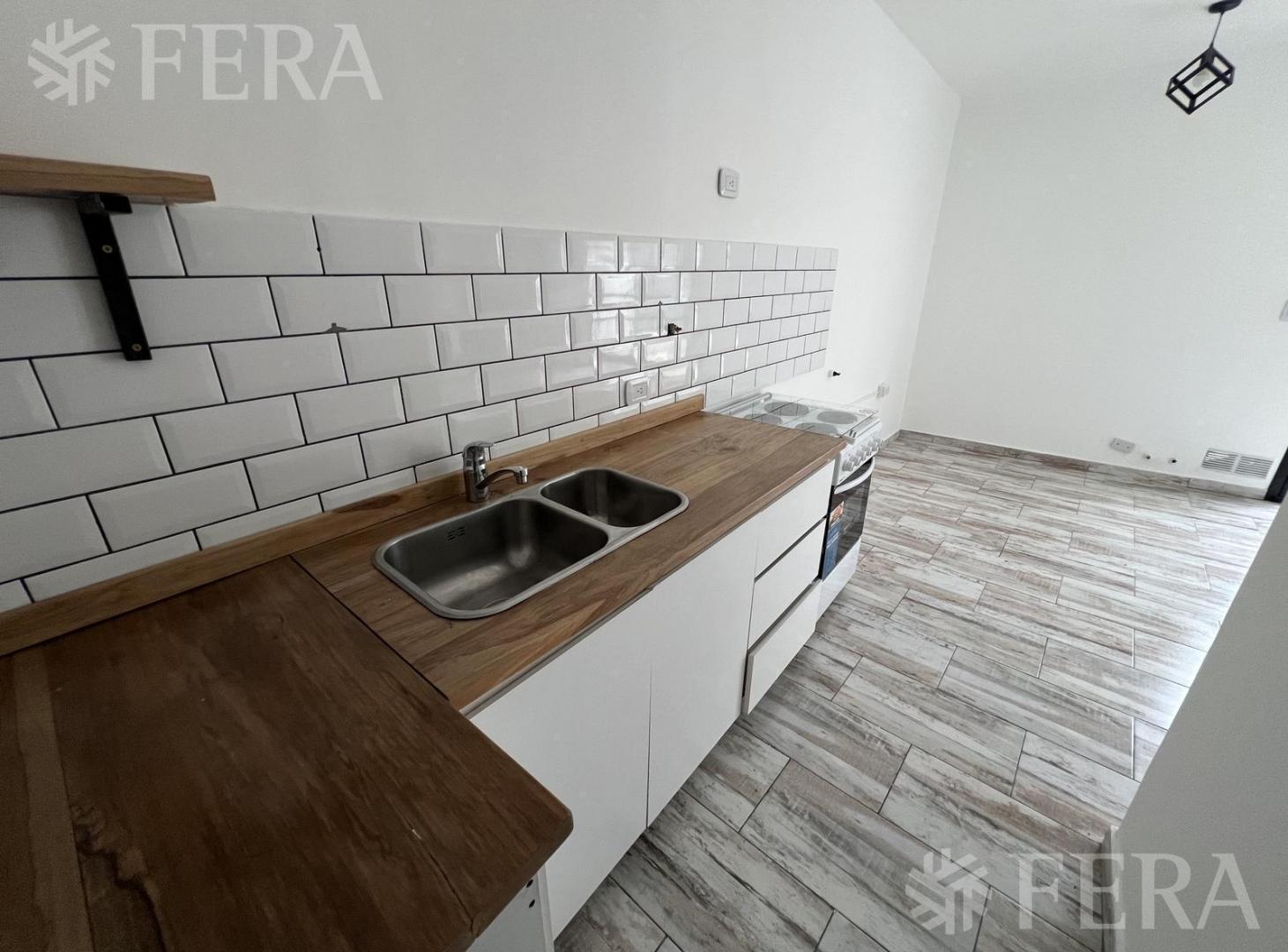 Foto de Venta de PH 2 ambientes con patio en Quilmes, imagen 3
