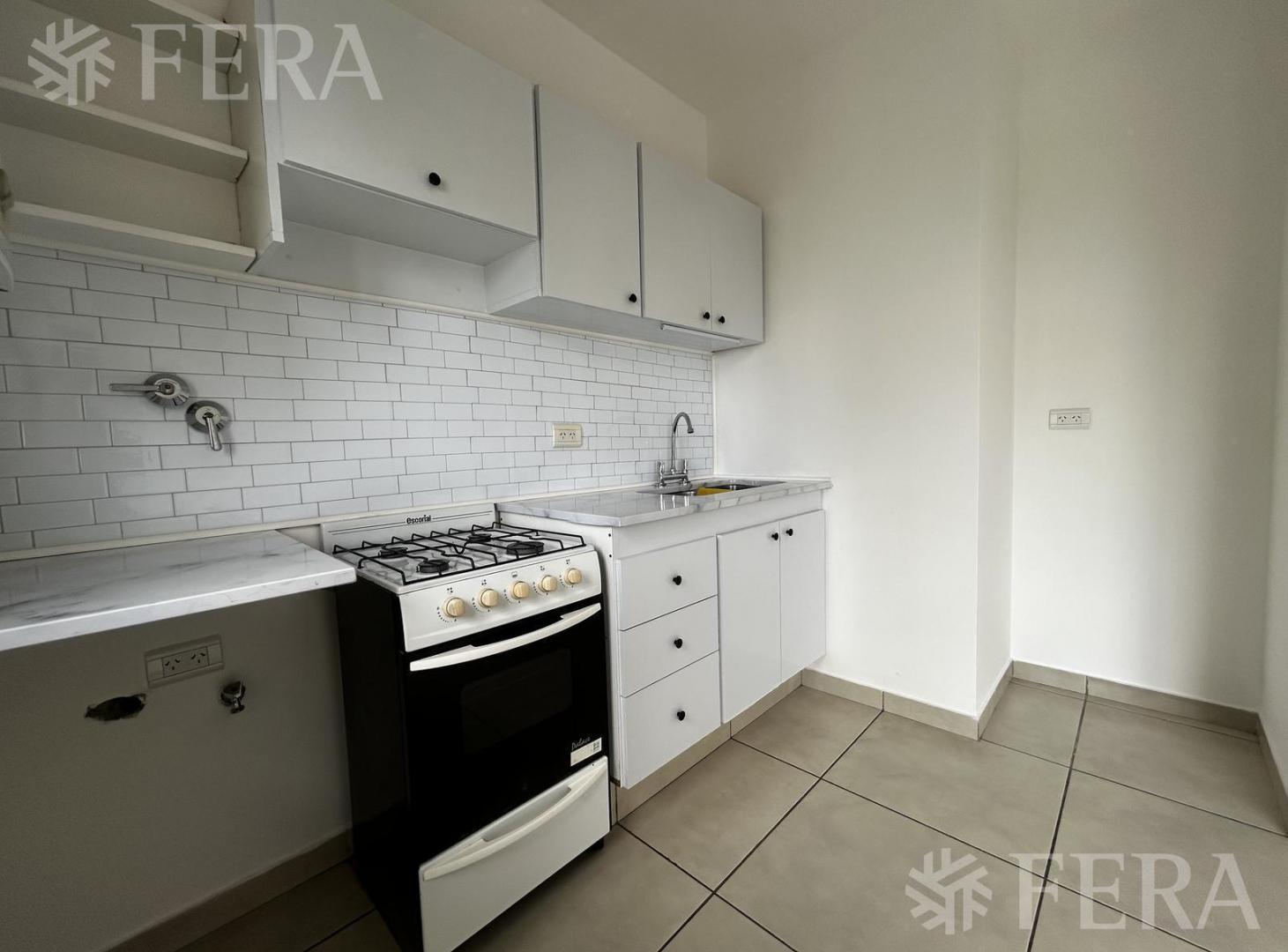 Foto de Venta Departamento 2 ambientes con balcón en Wilde, imagen 5