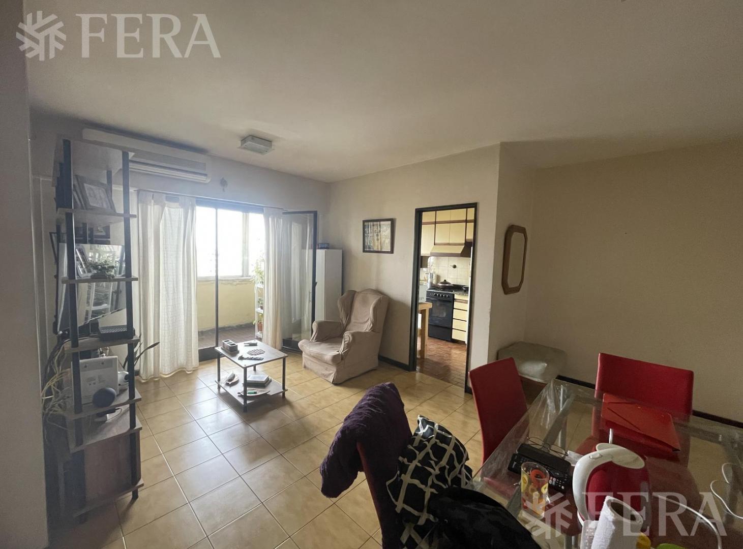 Foto de Venta departamento 4 ambientes con balcón en Avellaneda centro, imagen 1