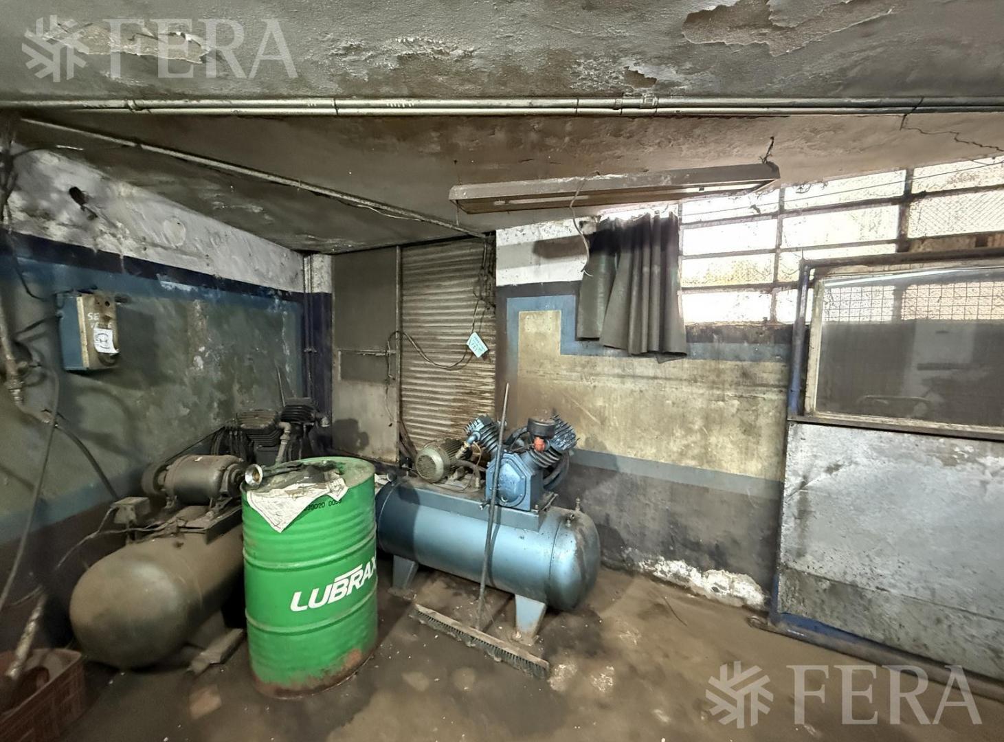 Foto de Venta galpón en Bernal Oeste, imagen 2