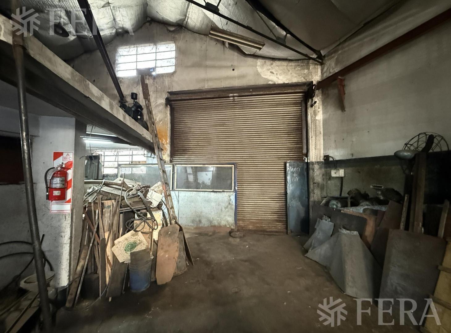 Foto de Venta galpón en Bernal Oeste, imagen 1
