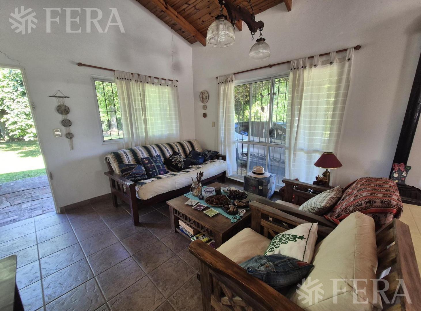 Foto de Venta quinta de 3 ambientes con jardín y piscina en el Peligro, imagen 3