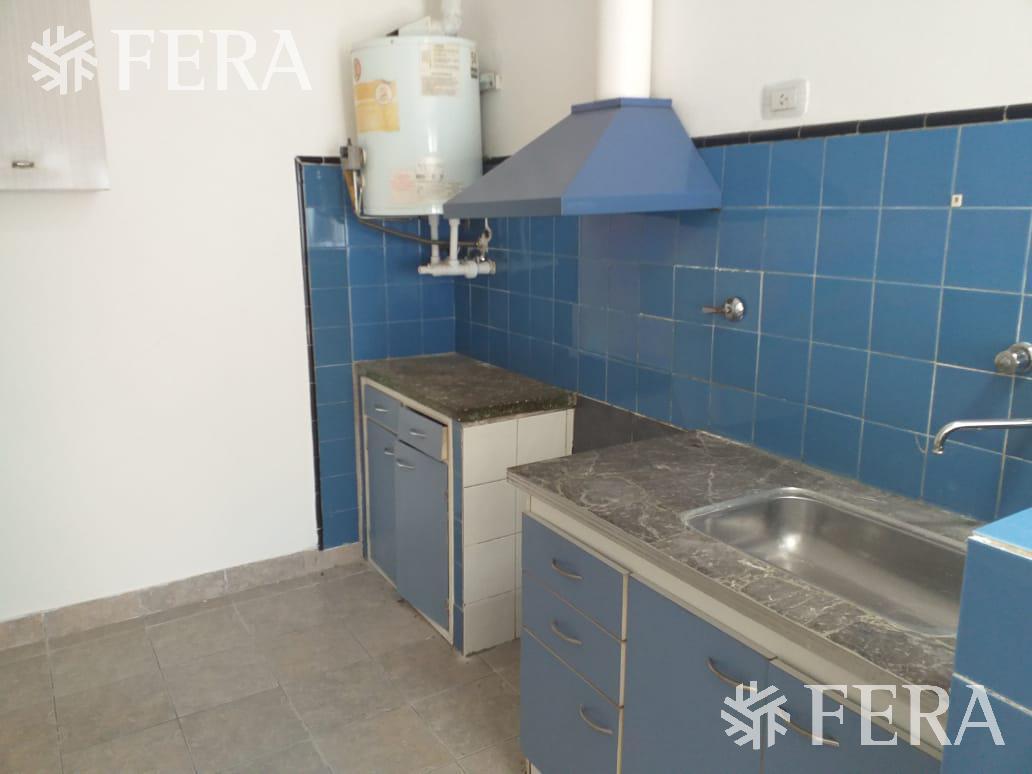 Foto de Venta de Departamento tipo casa 2 ambientes en Bernal, imagen 2