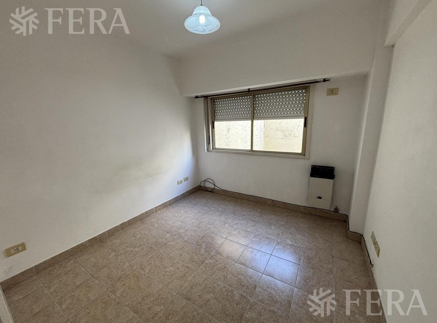 Foto de Alquiler de Departamento 2 ambientes con balcón en Flores, imagen 2