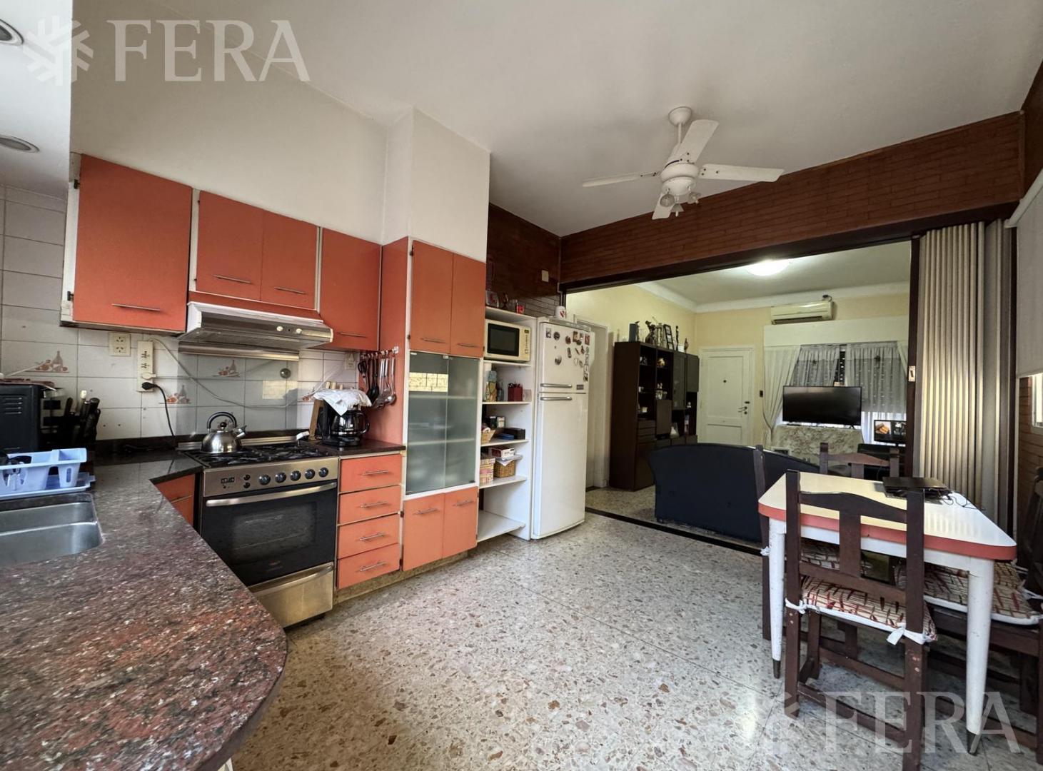 Foto de Venta de Casa 5 ambientes con patio y parrilla en Villa Dominico, imagen 1