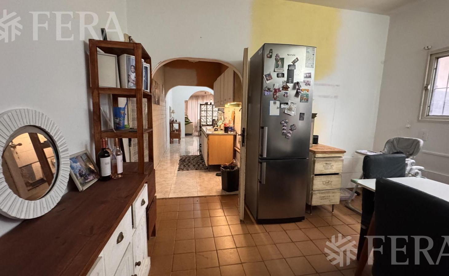 Foto de Venta PH 4 ambientes con cochera y patio en Wilde, imagen 3