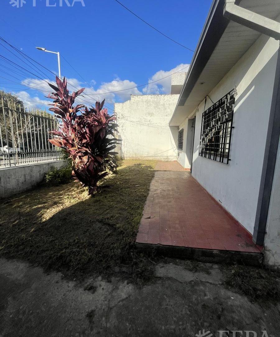 Foto de Venta PH 3 ambientes con jardín en Villa Dominico, imagen 3