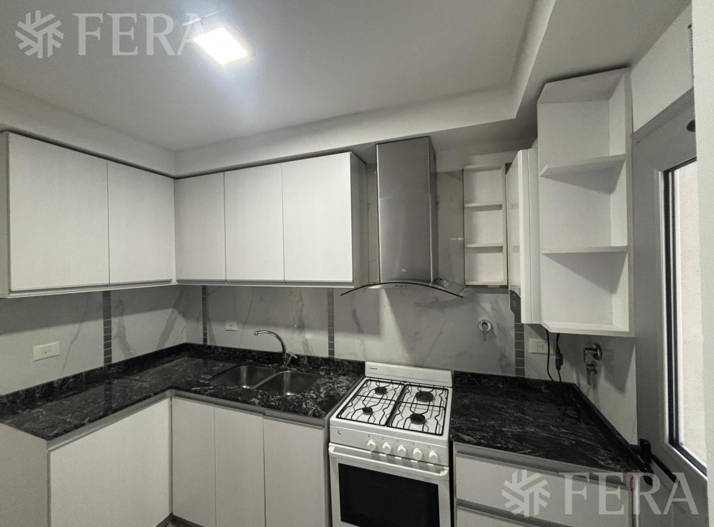 Foto de Alquiler Departamento 3 ambientes con balcón y espacio guardacoches en, imagen 4