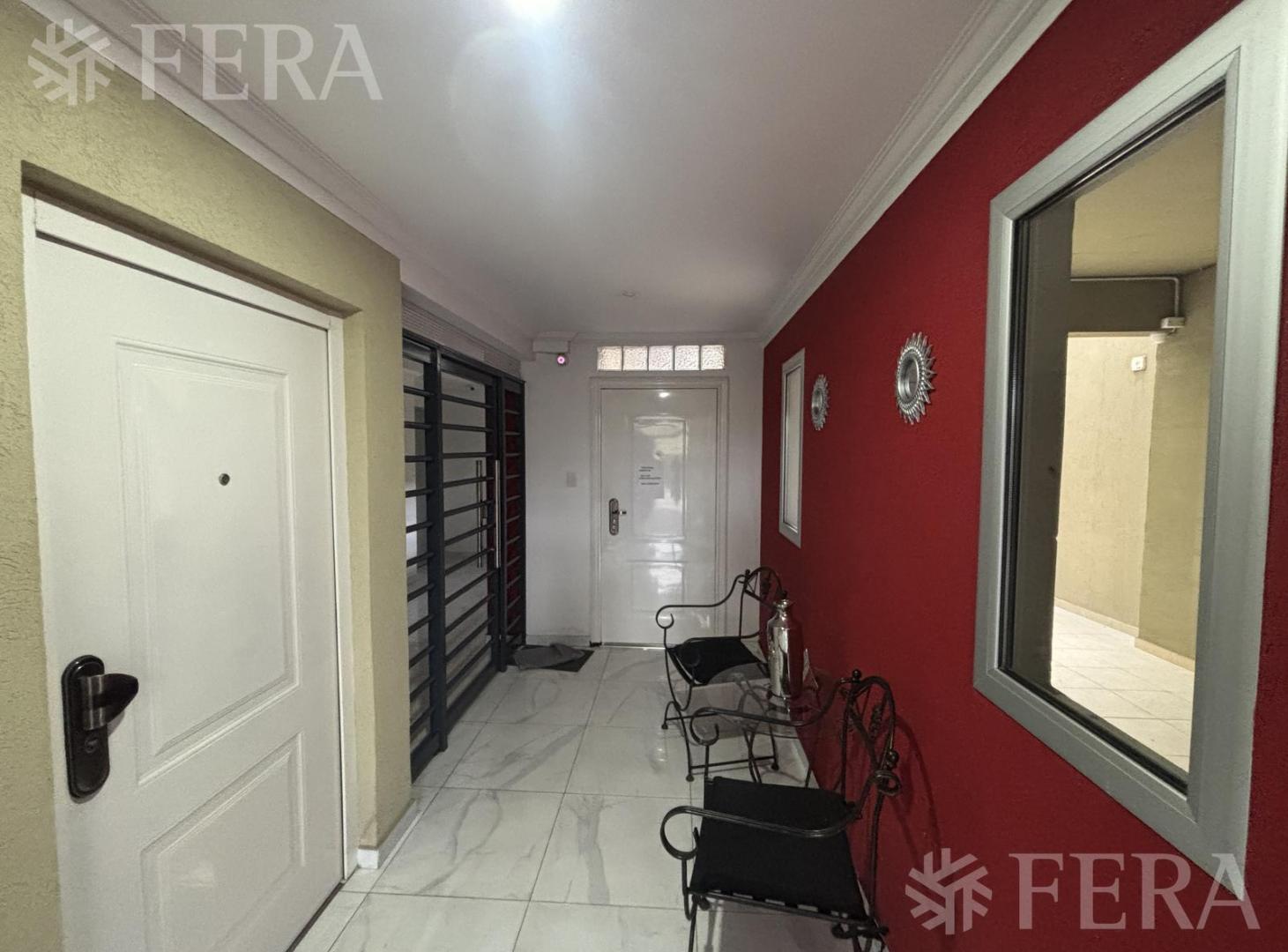 Foto de Alquiler Departamento 3 ambientes con balcón y espacio guardacoches en, imagen 1
