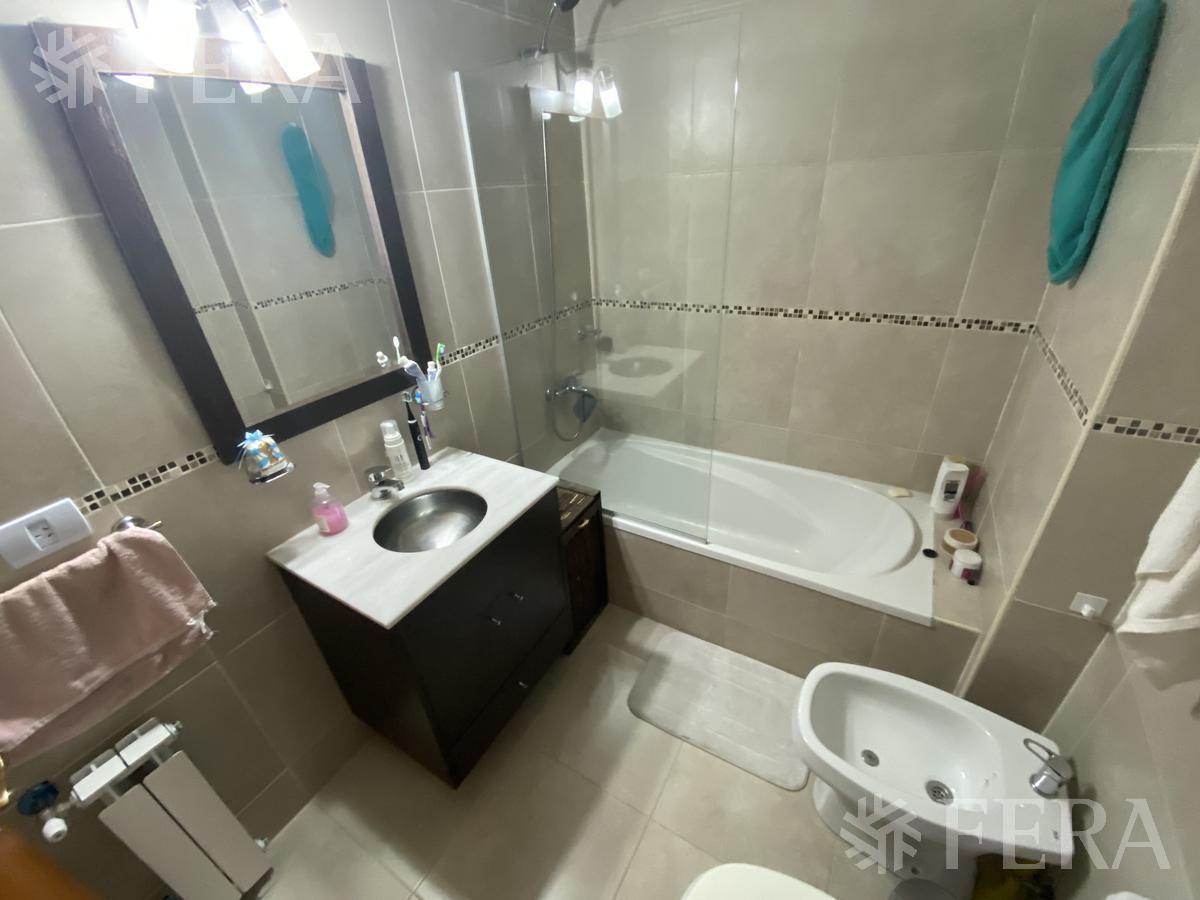 Foto de Venta departamento 2 ambientes con balcón en Wilde, imagen 1