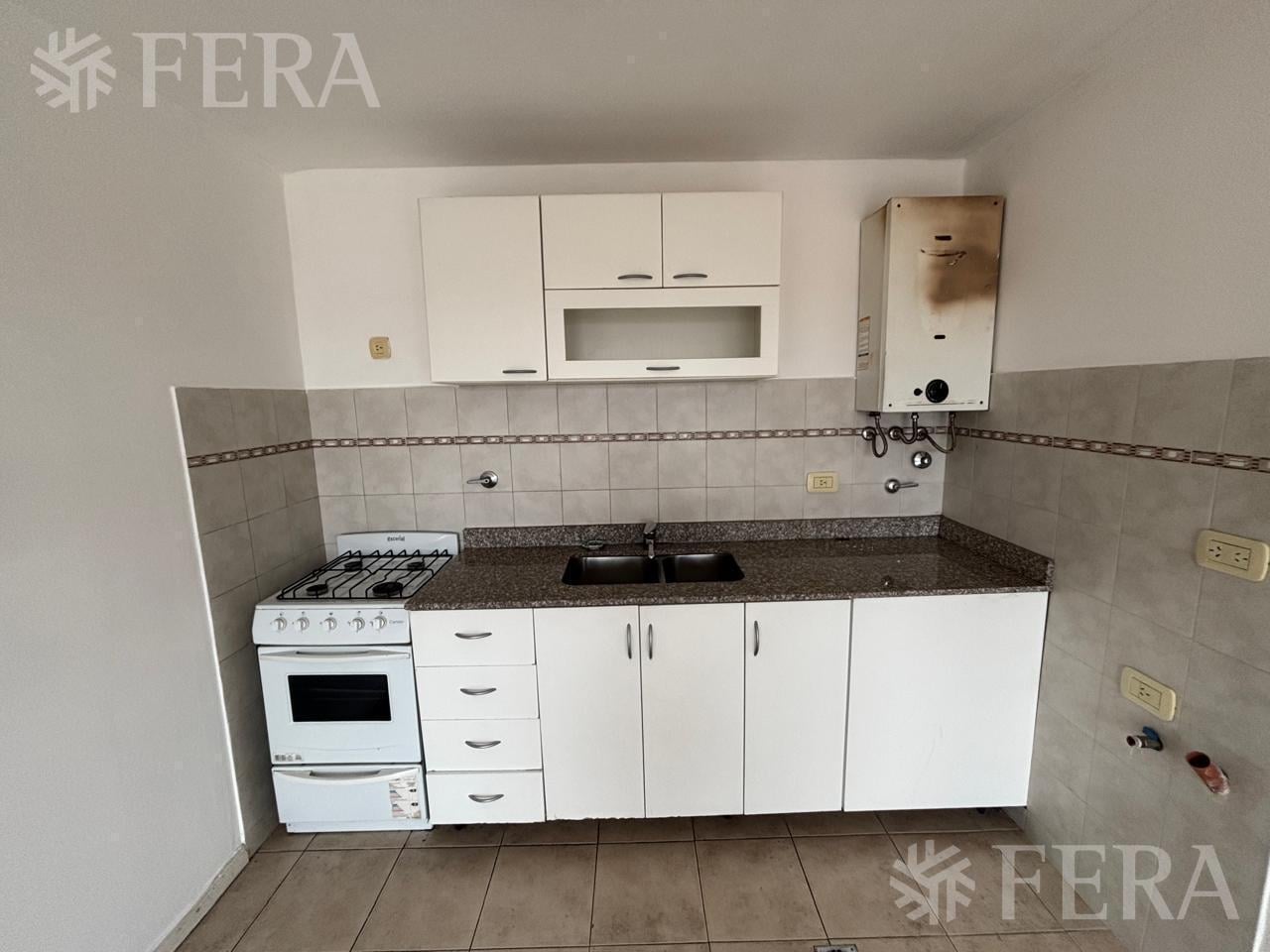 Foto de Alquiler de Departamento 2 ambientes con balcón en Wilde, imagen 4