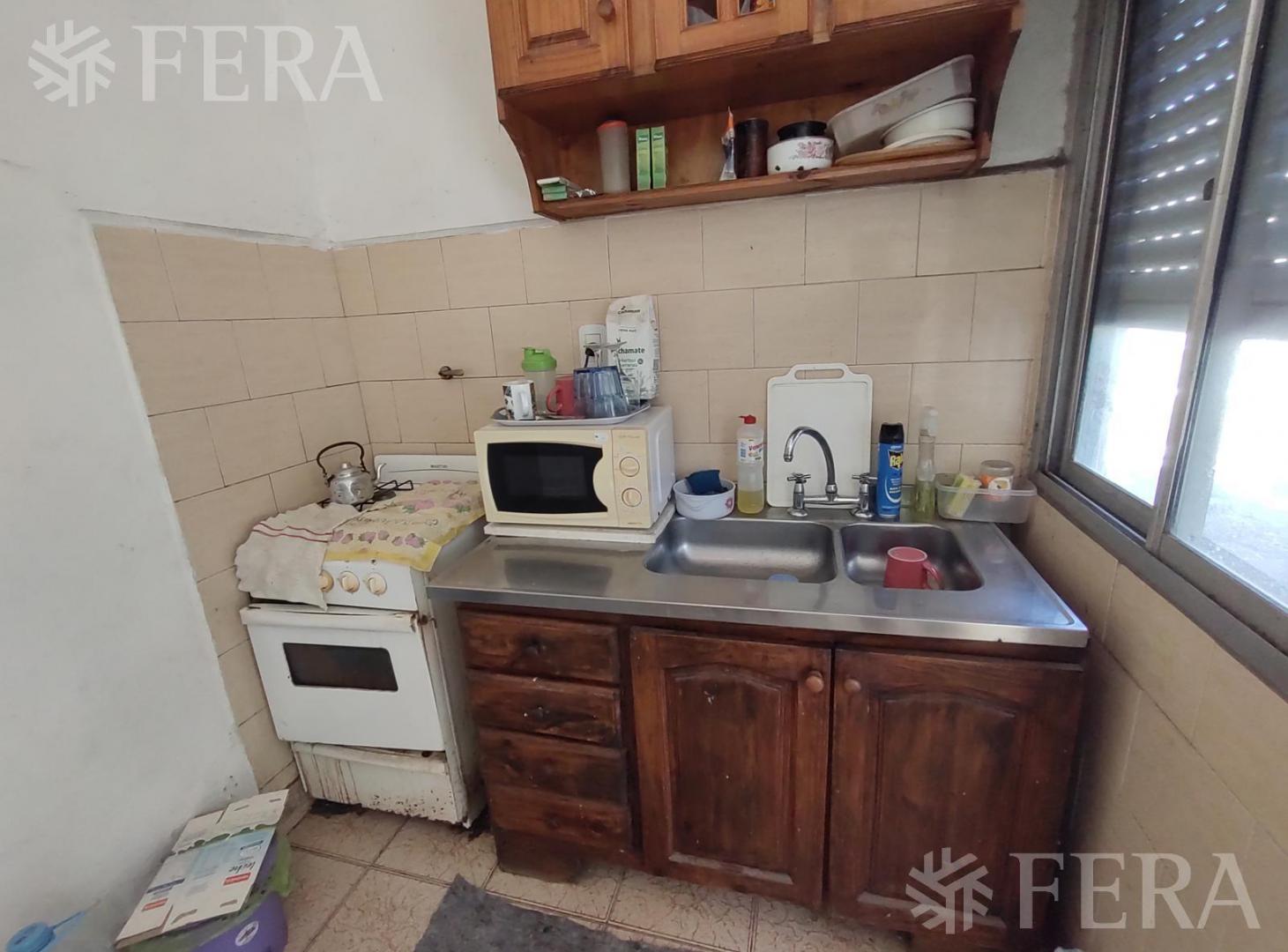 Foto de Venta de PH 2 ambientes con patio en Villa Dominico, imagen 5