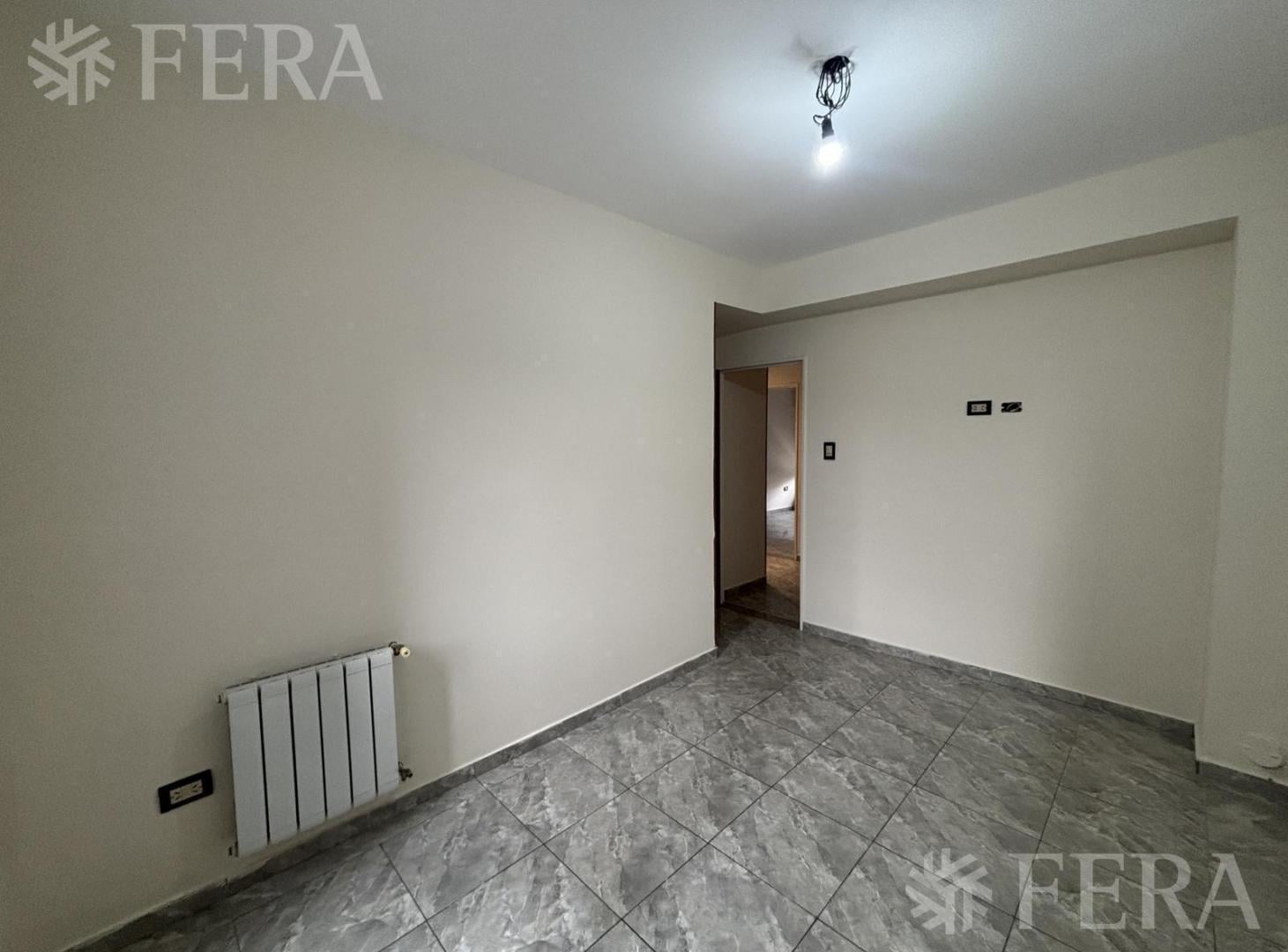 Foto de Alquiler Departamento 4 ambientes con balcón en Wilde, imagen 3