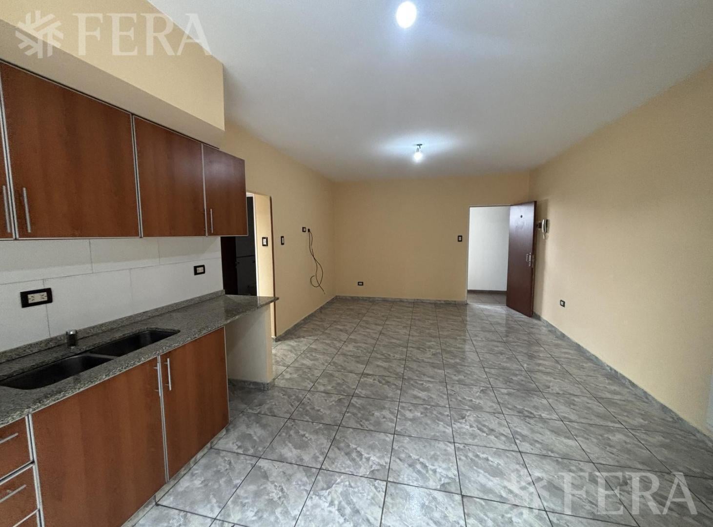 Foto de Alquiler Departamento 2 ambientes con balcón en Wilde, imagen 1
