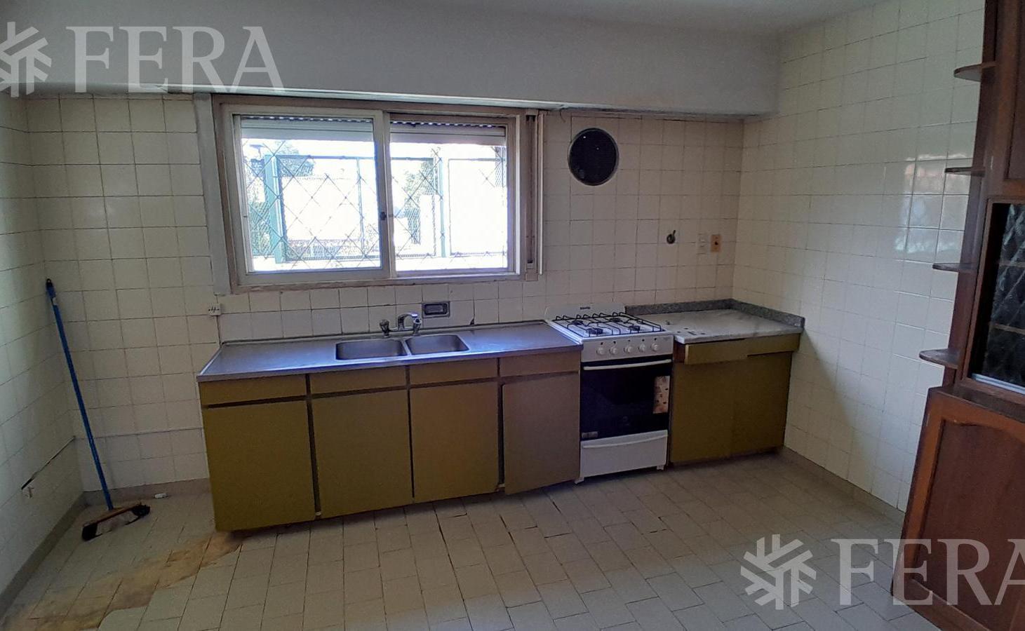 Foto de Alquiler PH 2 ambientes con patio en Wilde, imagen 2