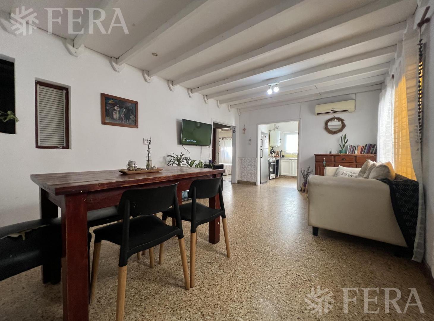 Foto de Venta PH de 3 ambientes con patio en Wilde, imagen 3