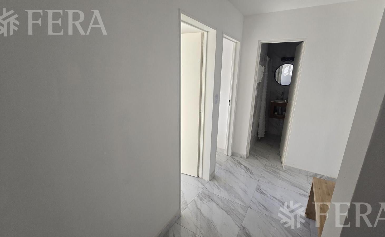 Foto de Venta departamento 2 ambientes con balcón y cochera en Wilde, imagen 1