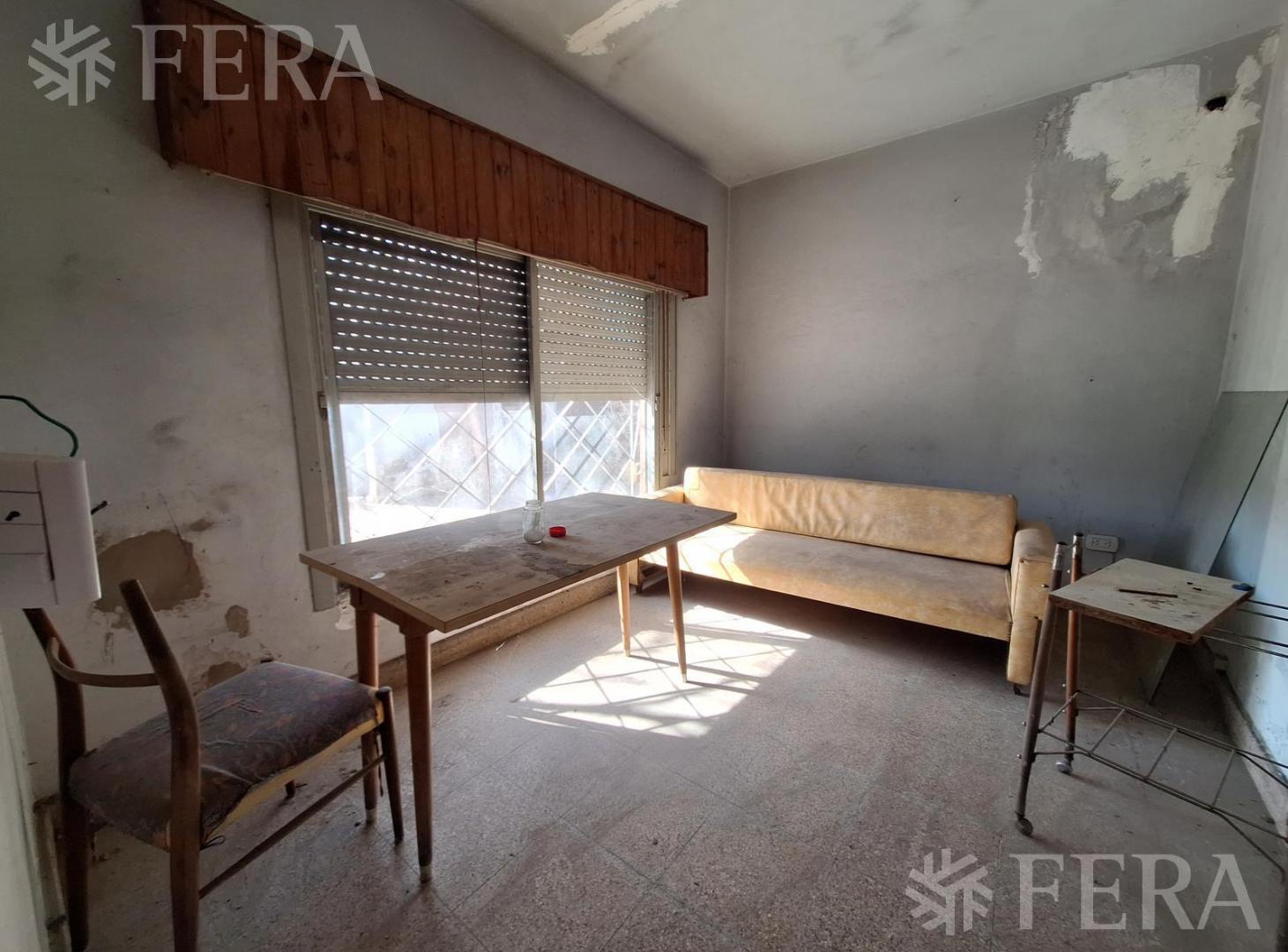 Foto de Venta casa 3 ambientes con patio en Temperley Este, imagen 5