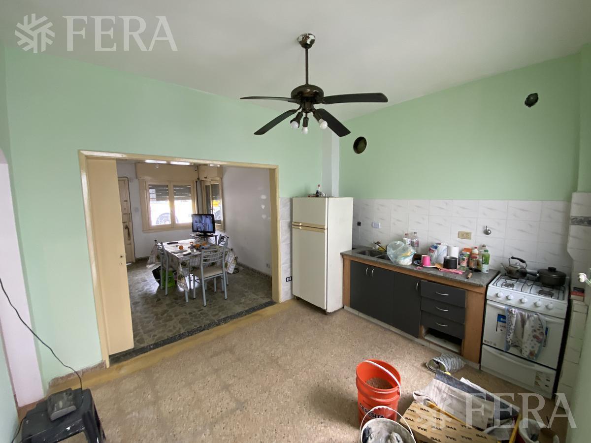 Foto de Venta casa 4 ambientes con balcón en Bernal Oeste, imagen 3