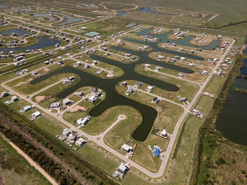 Foto de Venta lote 208 en barrio Magallanes - Pueblos del Plata - Hudson, imagen 4