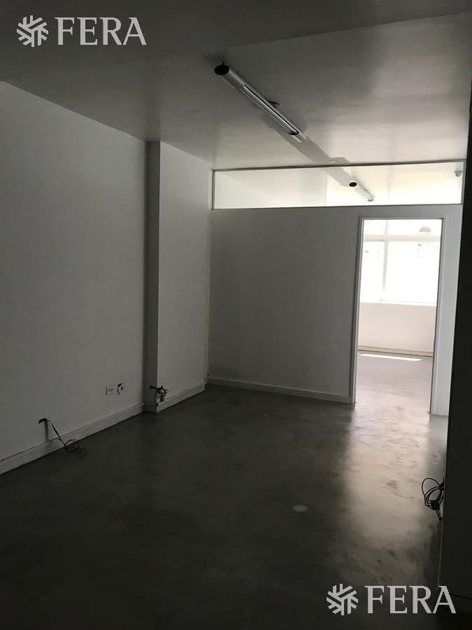 Foto de Alquiler de Oficina, muy luminosa, seguridad, en Retiro, imagen 1